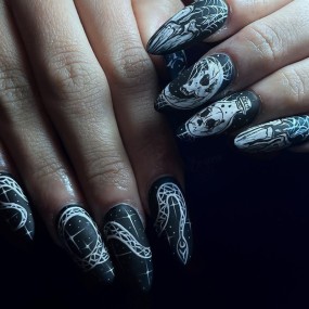 Halloween Press-On Nails Factory - 24PCS Matte Black Gothic Skull Snake Designs Edgy Style