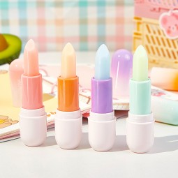 Lip Balm Stick Factory - High Quality Moitsturzing Hydrating Natural Organic Cute