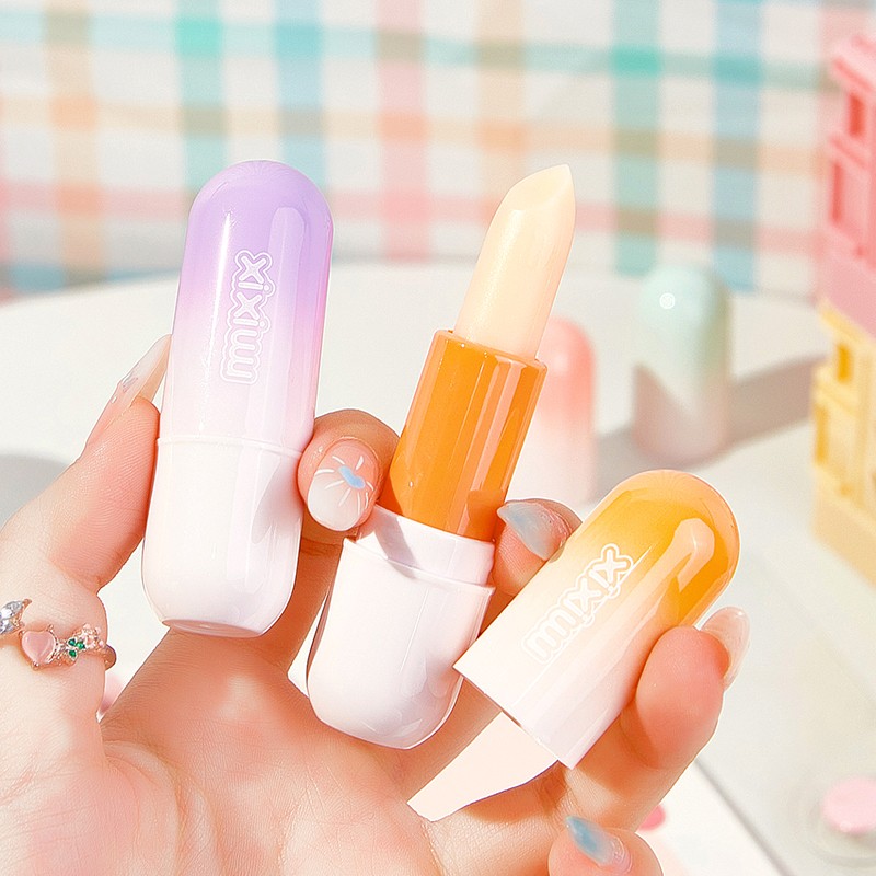 Lip Balm Stick Factory - High Quality Moitsturzing Hydrating Natural Organic Cute