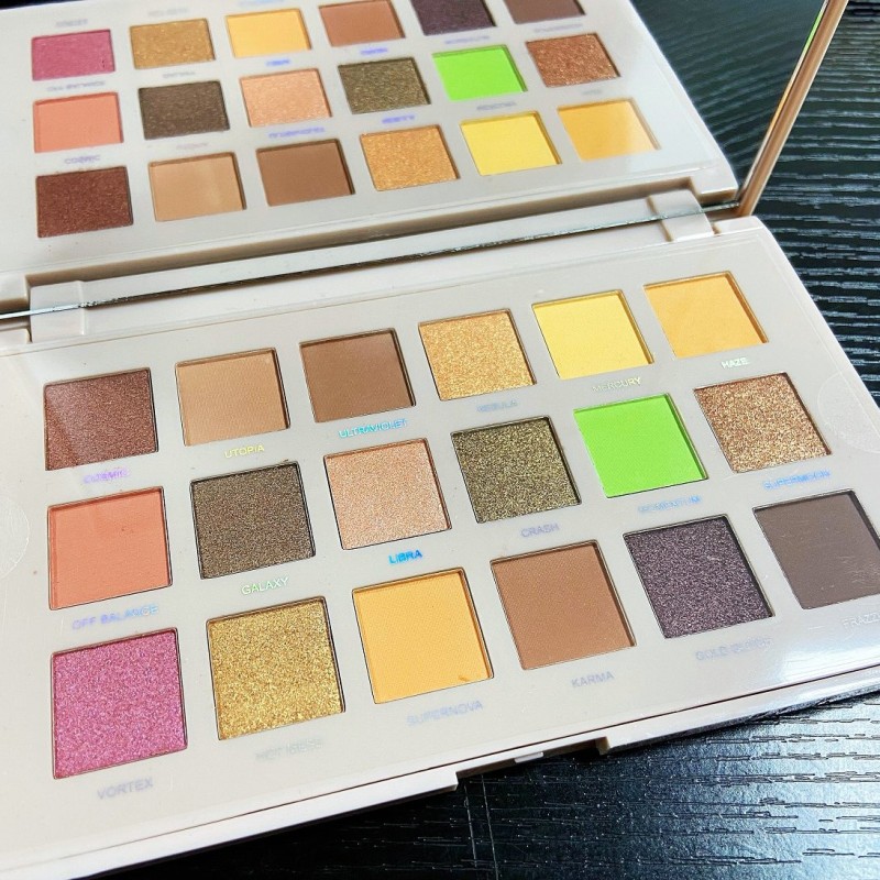 Eyeshadow Palette Manufacturer - Love Shape 12 Colors