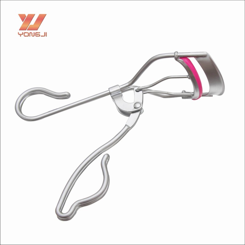 Eyelash Curler Manufacturer - Professional Factory Silver Portable Eyelash Curler Tool Beauty Tool