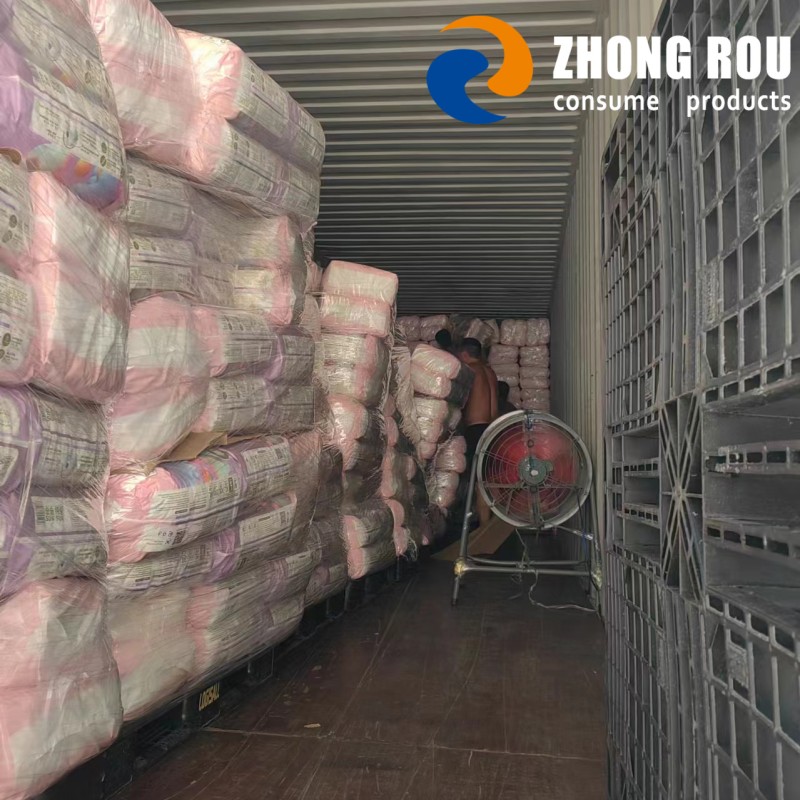 Baby Diapers Manufacturer - Selling Low-priced Products