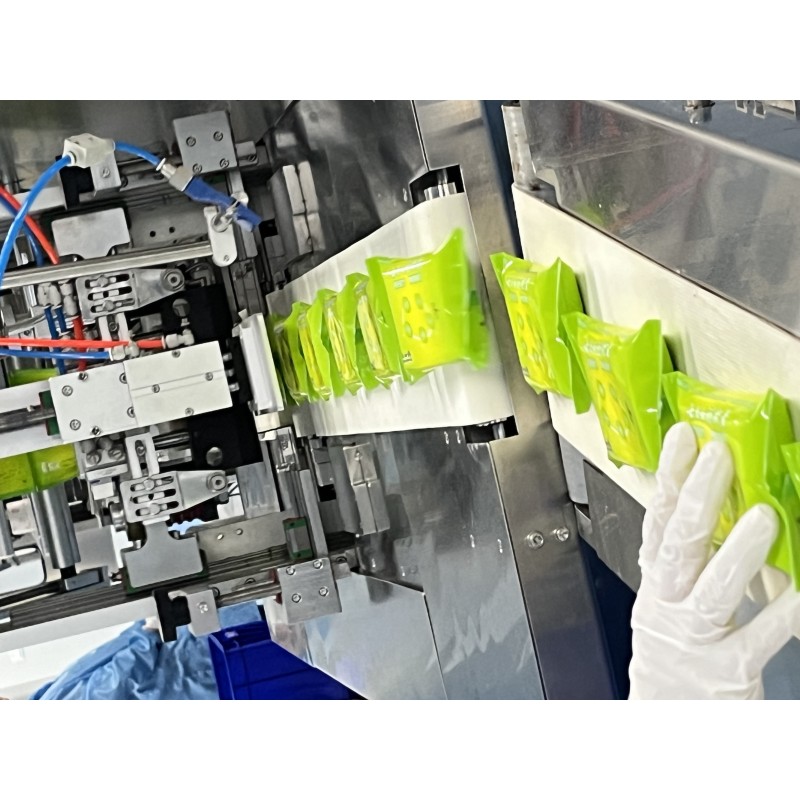 Wet Wipes Factory - Enlarged Makeup Removal Customized Logo Pattern Thickened Wet Wipes Direct Factory Sale