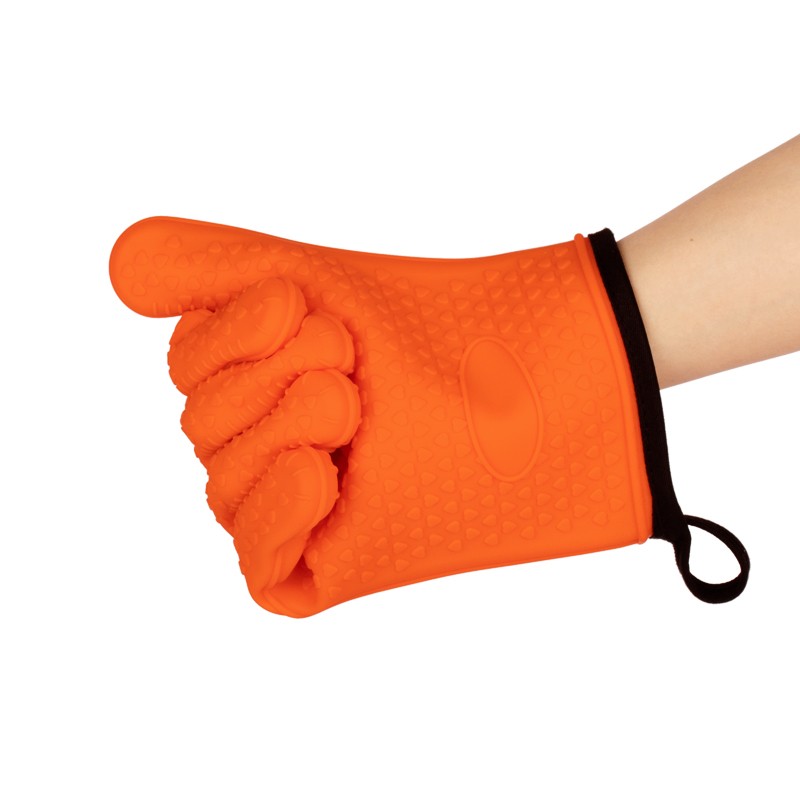 Oven Gloves Manufacturer - Heat Resistant Quilted Dotted