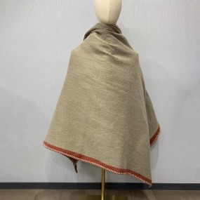 Throw Blanket Factory - Classic Woolen-like Cashmere Fleece