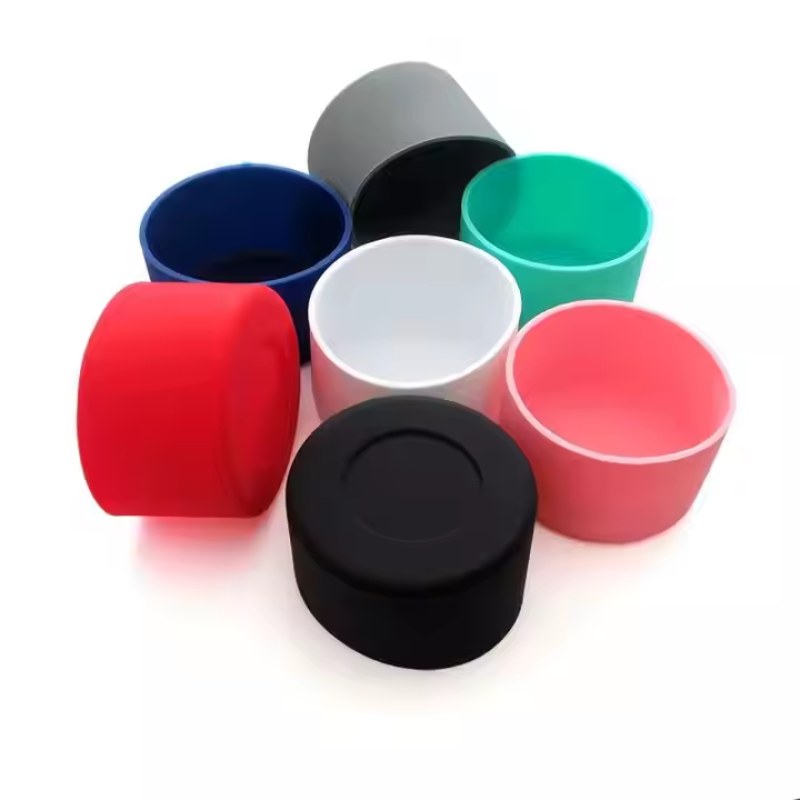 Massage Brush Supplier - Pet Wash Comb Soap Dispenser Grooming Tools