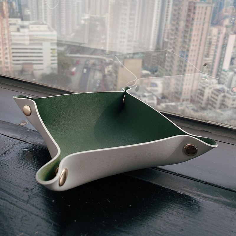 Cosmetic Tray Supplier - YY Custom Leather Valet Office Organizer