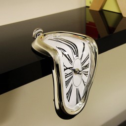 Desk Clock Factory - OEM Creative Melt Clock Roman
