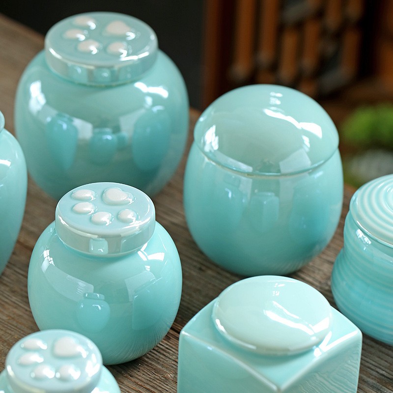 Pet Urn Manufacturer - Customizable Glazed Ceramic Memorial Jar for Ashes