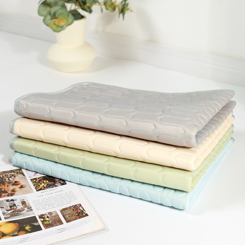 Summer Cooling Mat Supplier - New Arrival Ice Silk Anti-Slip