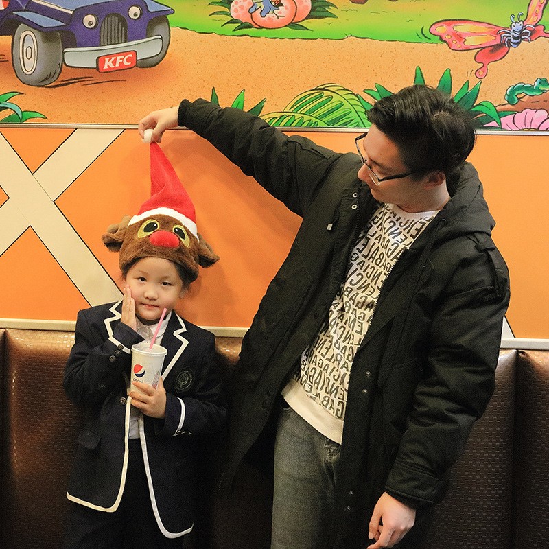 Christmas Hat Manufacturer - Wholesale Electrical Light Dancing Sing Hat Santa