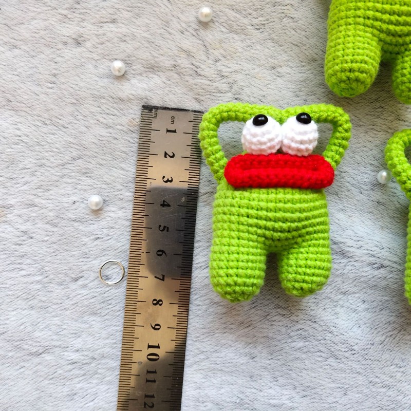 Woven Key Pendant Supplier - Sausage Mouth Frogs DIY Cute Crochet Keychain