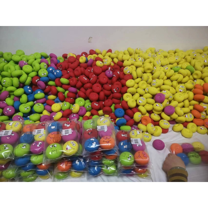 Squeaky Toy Supplier - Latex Dog Chew Toy Squeaky Dog Ball Face Fetch Play Toy for Small Medium Pets