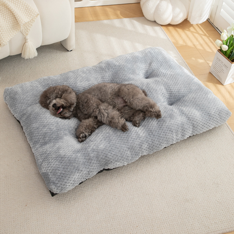 Pet Bed Supplier - Amazon's Choice Winter Warm Pet Mat Solid Pineapple Pattern Soft Comfortable Dog Bed Cat Nest
