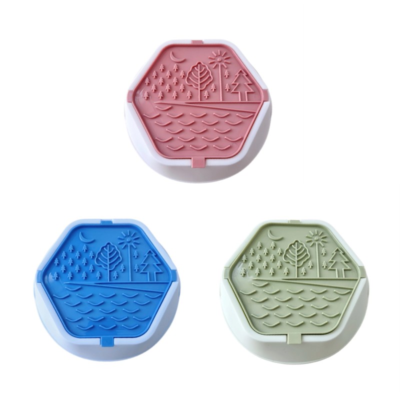 Portable Pet Bowl Manufacturer - Licking Mat Christmas Tree