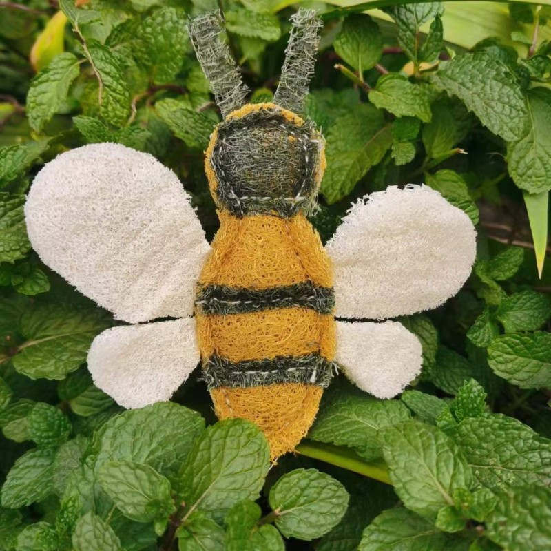 Pet Toys Supplier - Bee Shape Loofah Animal Toy Custom Design