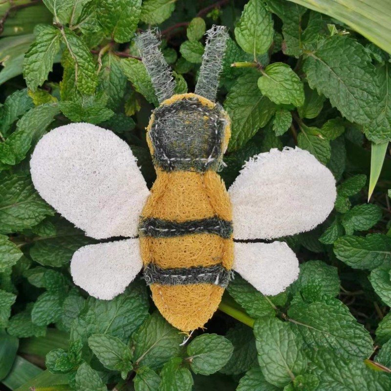 Pet Toys Supplier - Bee Shape Loofah Animal Toy Custom Design