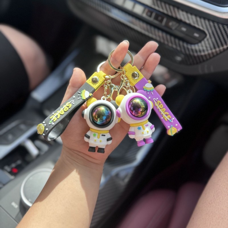 Astronaut Keychain Supplier - PVC Car Pendant Doll Bag