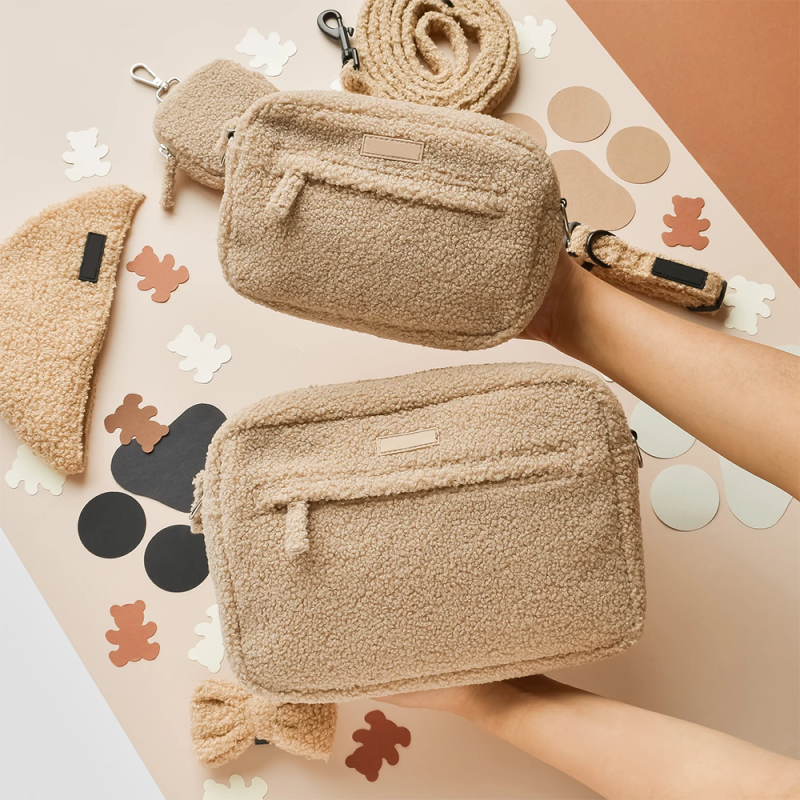 Dog Walking Bag Manufacturer - Hot Sale Hands Free with Leash Collar