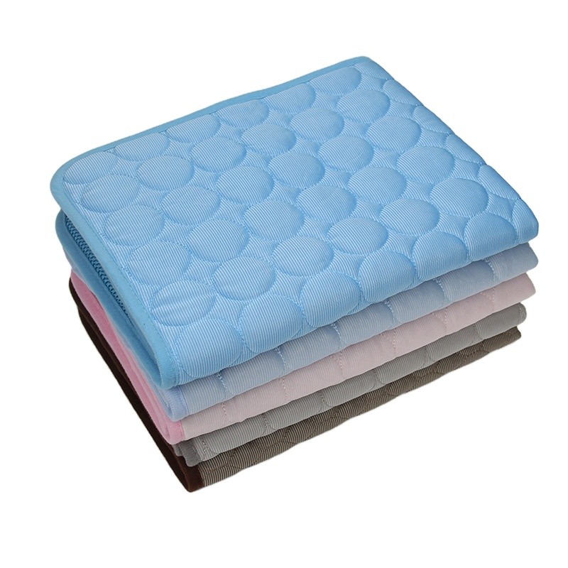 Pet Cooling Mat Factory - China Manufacturer Wholesale Waterproof Dog Cooling Silk Urine Pad