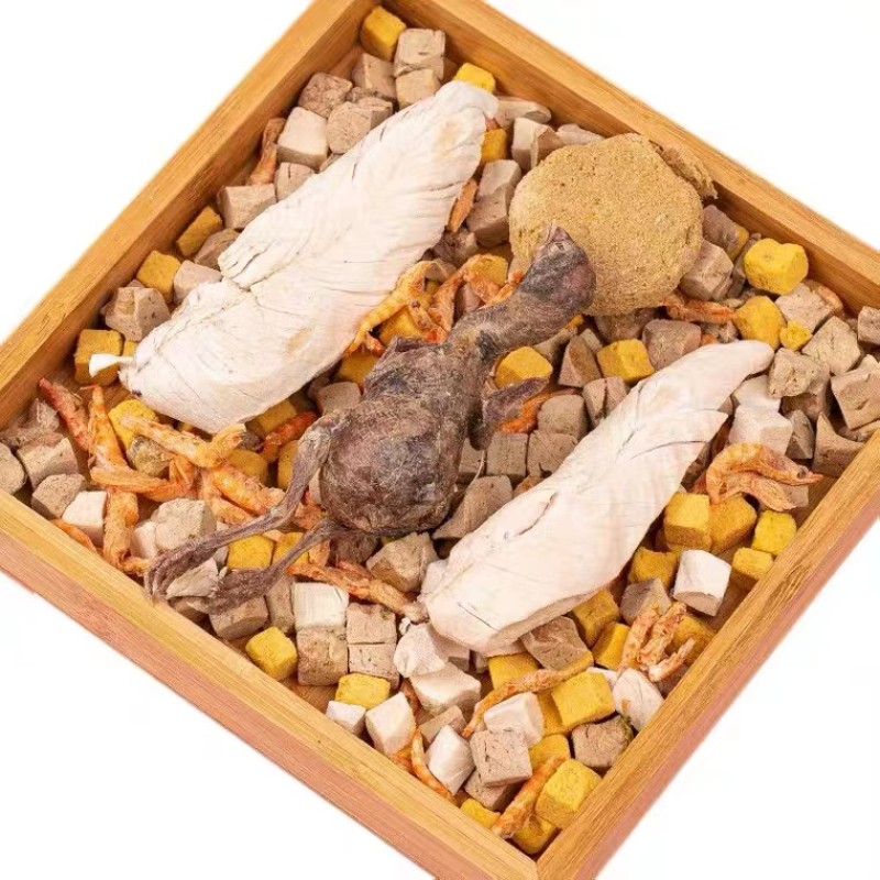 Organic Freeze-Dried Factory - Organic Freeze-Dried Chicken Breast Beef Livers Capelin Fish Pet Snacks