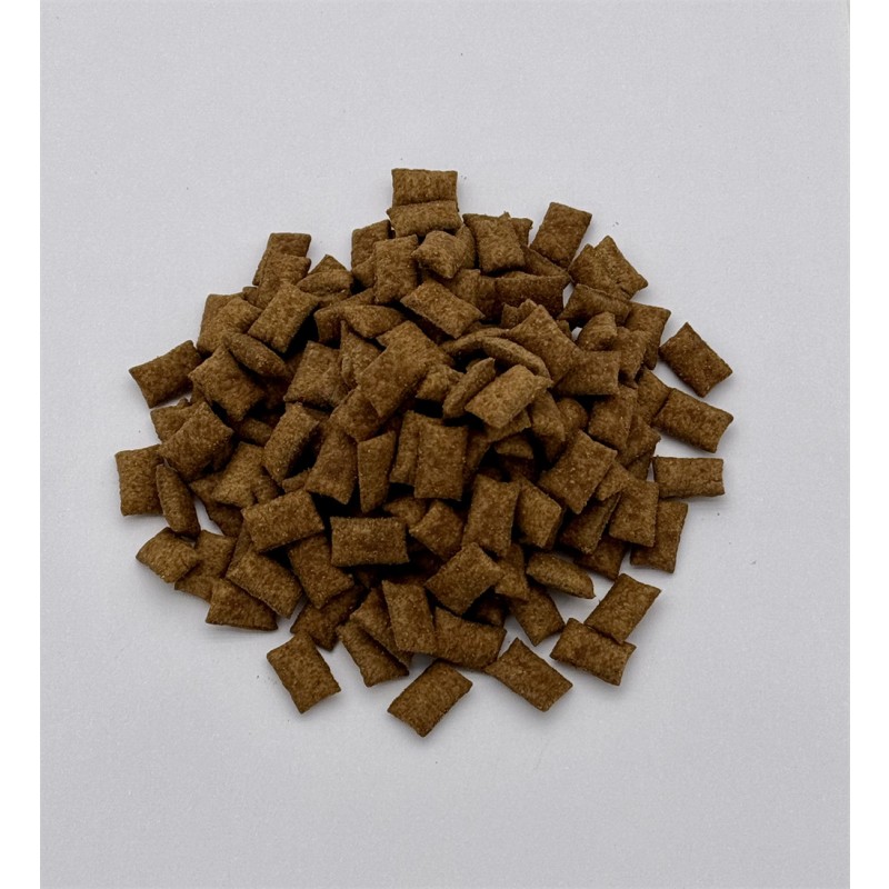 Cat Snacks Manufacturer - Custom Packing Different Flavors Small Bites Cat Snacks Competitive Prices