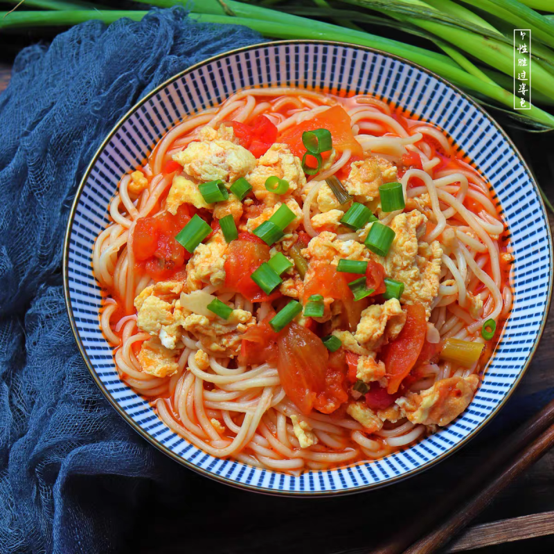 Samples a Dish Served with Noodles Simple Store Cooking Cuisine Catering Offshore Supply Chain Vegetarian Dishes Rich Scene