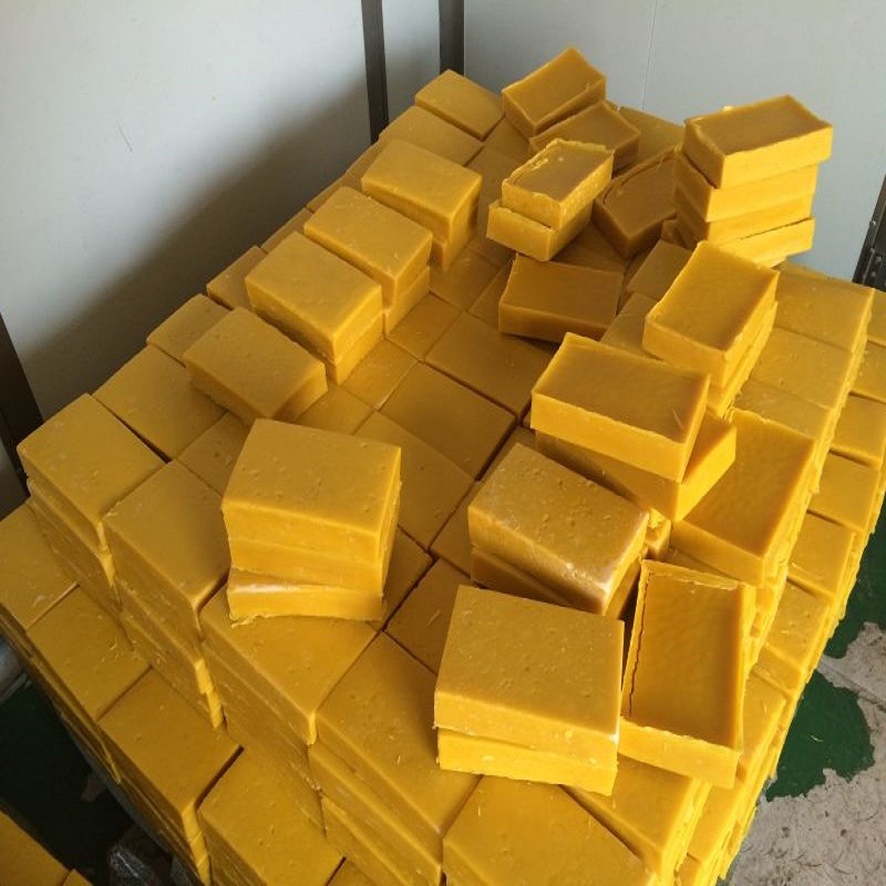 Synthetic Beeswax Block Manufacturer - OEM Custom Cosmetic Candle