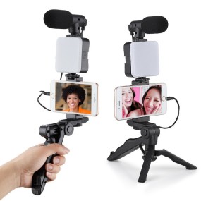 Wireless Mic Light Factory - Pocket Fill Light with Wireless Microphone for Outdoor Vlog