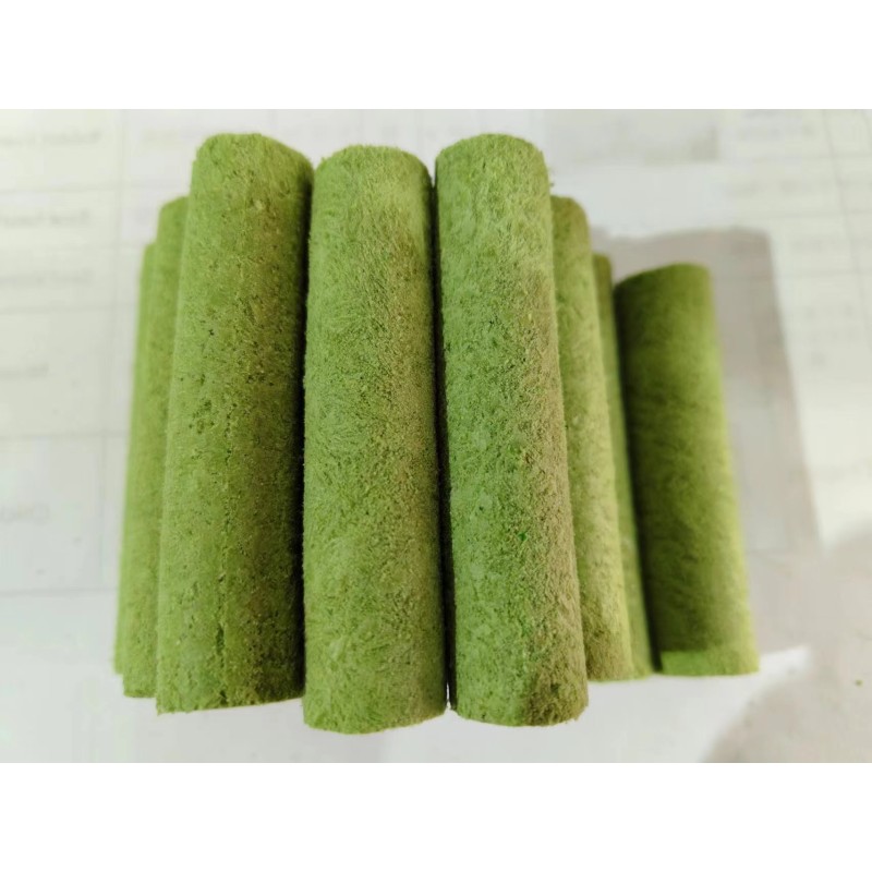 Freeze-Dried Snacks Factory - Customized Logo Freeze Dried Grass Sticks Snacks Chicken Protein Rich