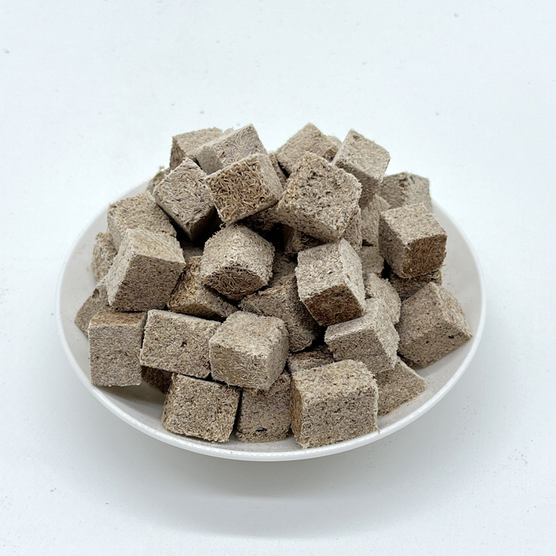 Freeze Dried Fish Feed Manufacturer - Red Worm Chunks