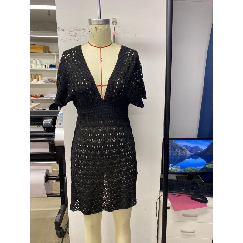 Beach Cover Dress Supplier - Solid Color Hollow Deep V Knitted Dress