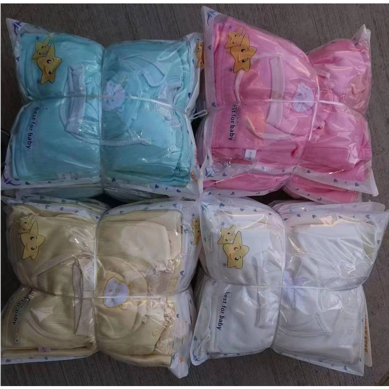 Newborn Layette Set Factory - 11-Piece Gender Neutral Clothes & Accessories 0-6m