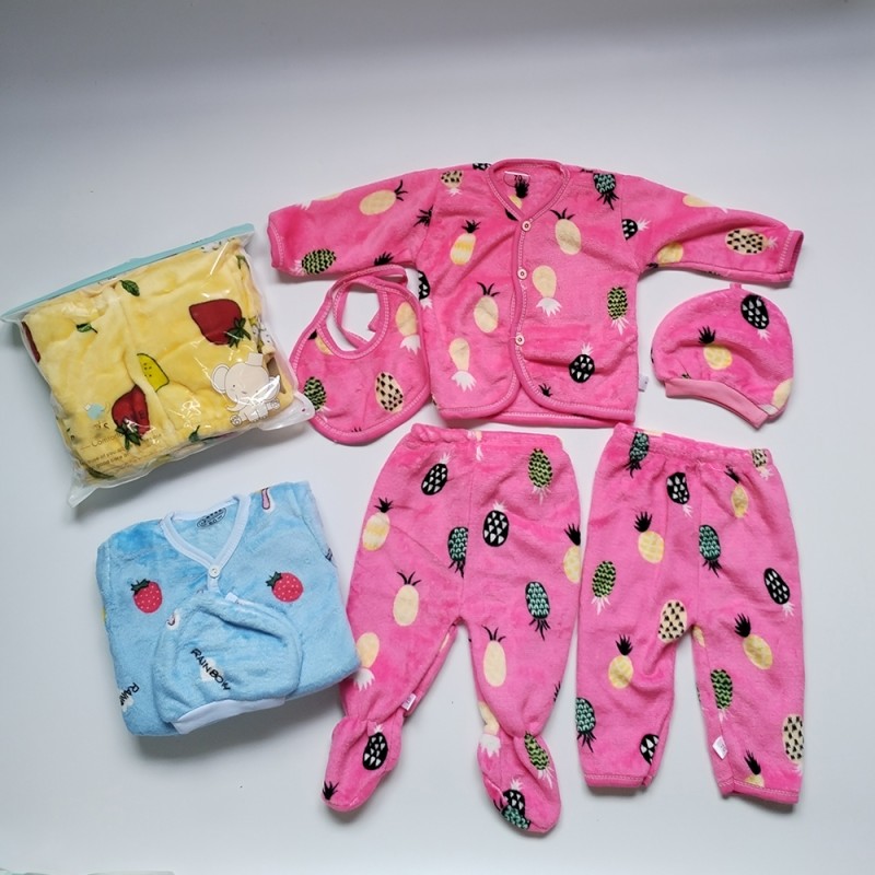 Custom Baby Clothes Supplier - 5 Pieces Layette Set Flannel Winter Clothes Gift Set
