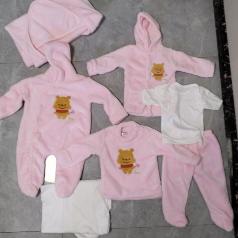 Newborn Layette Set Factory - 8 Pieces Gender Neutral Winter Clothes Flannel 0-6 Month