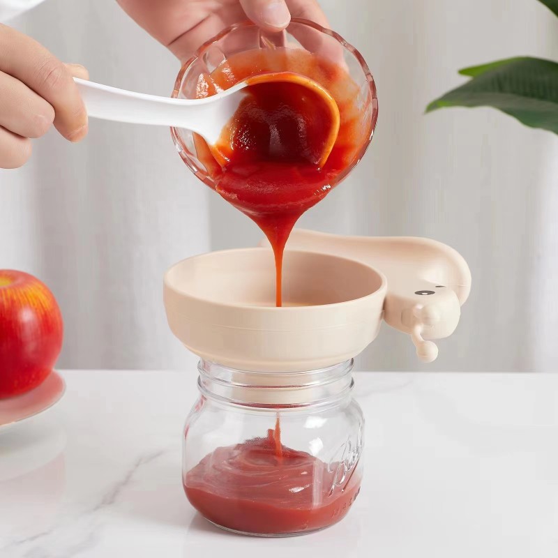 Silicone Funnel Manufacturer - Cute Snail Foldable Kitchen Utensil