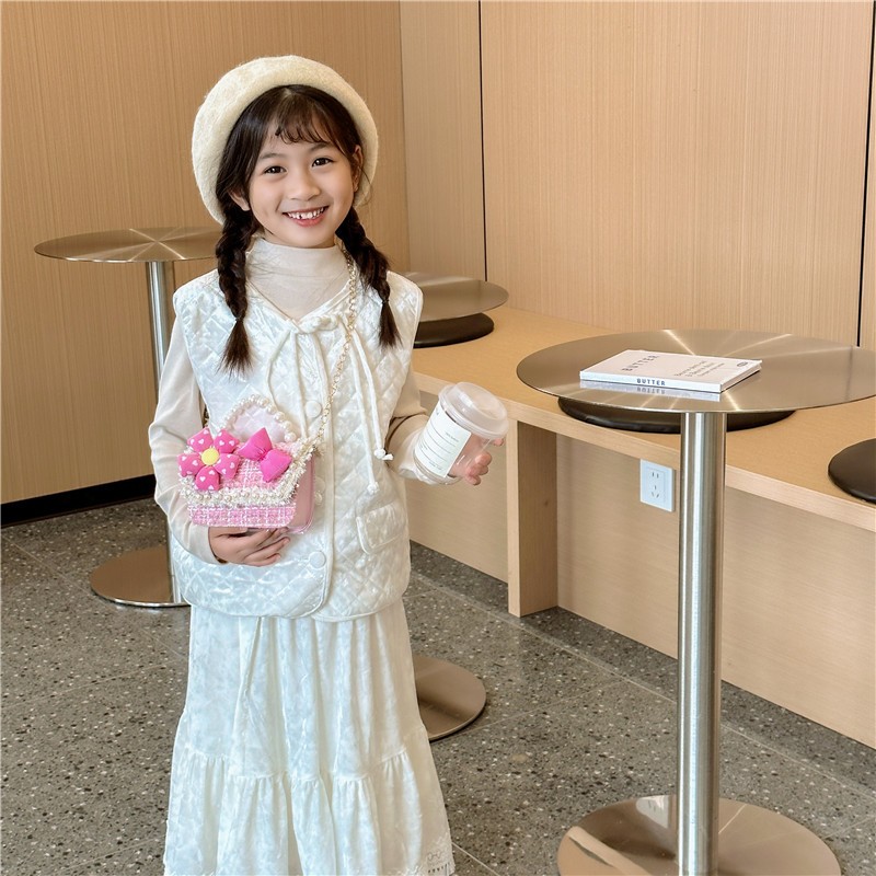 Mini Bag Factory - Fashion Girl Chain Crossbody Pearl