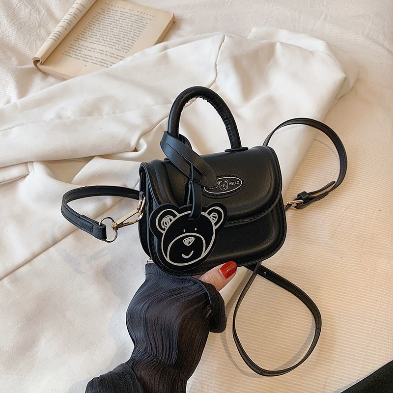 Pearl Bag Factory - Big Red Bow Chain Zero Wallet