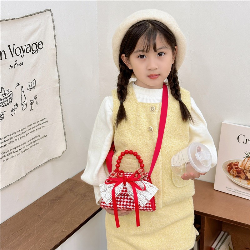Crossbody Bag Factory - Girls Fashionable Pearl Princess