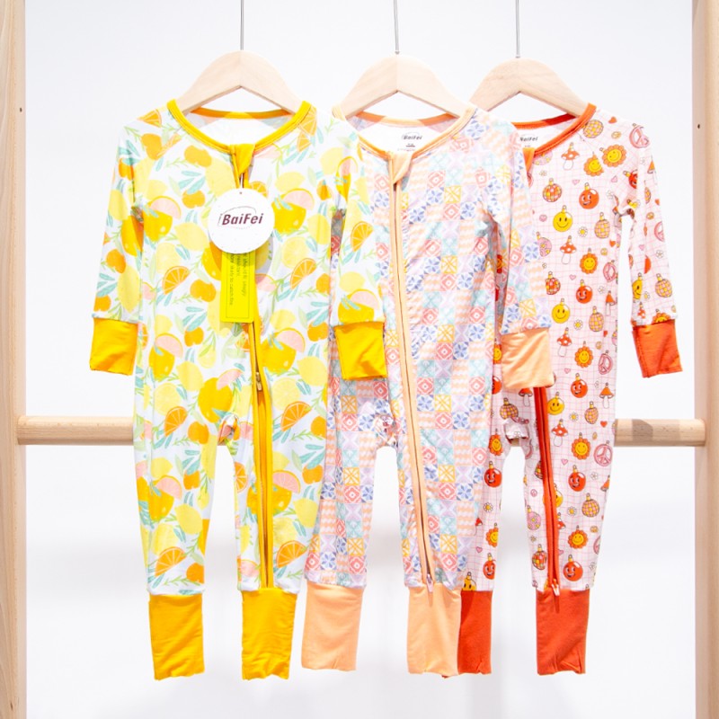 Baby Clothes Factory - Wholesale Custom Cartoon Comfortable Lyocell Fabric Zipper Romper