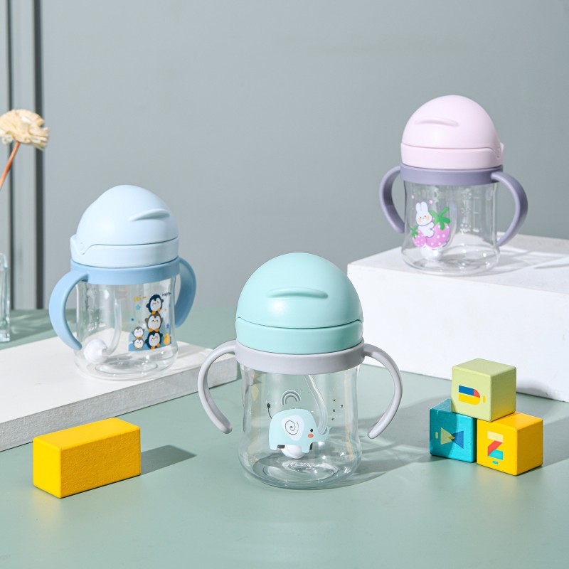 Tableware Supplier - Cartoon Character Plastic Sippy Cups and Water Bottles Baby-Friendly