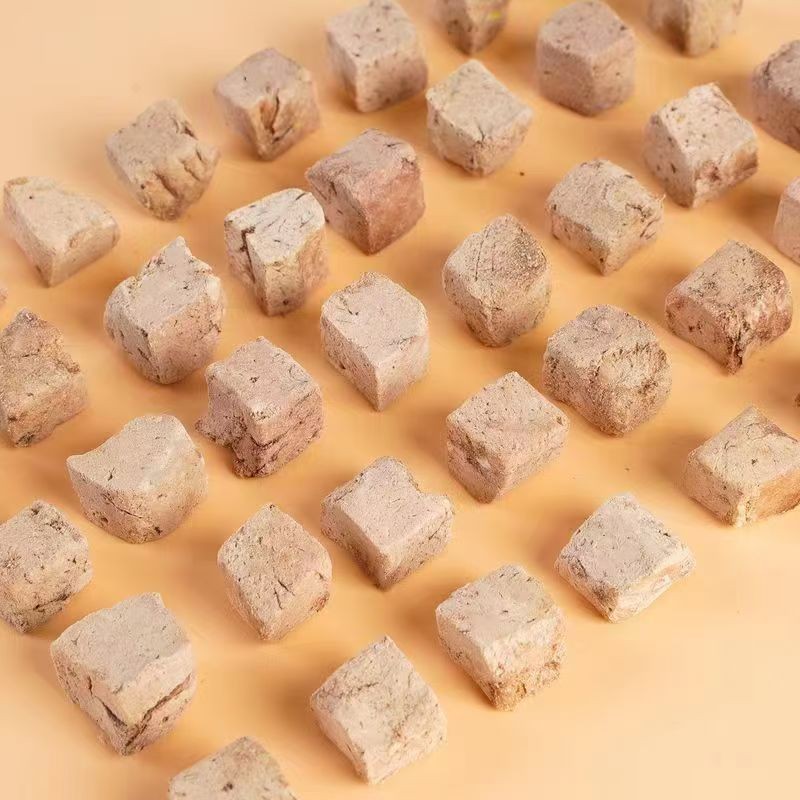 Dog Snacks Supplier - Gourmet Freeze-Dried Beef Liver Chunks