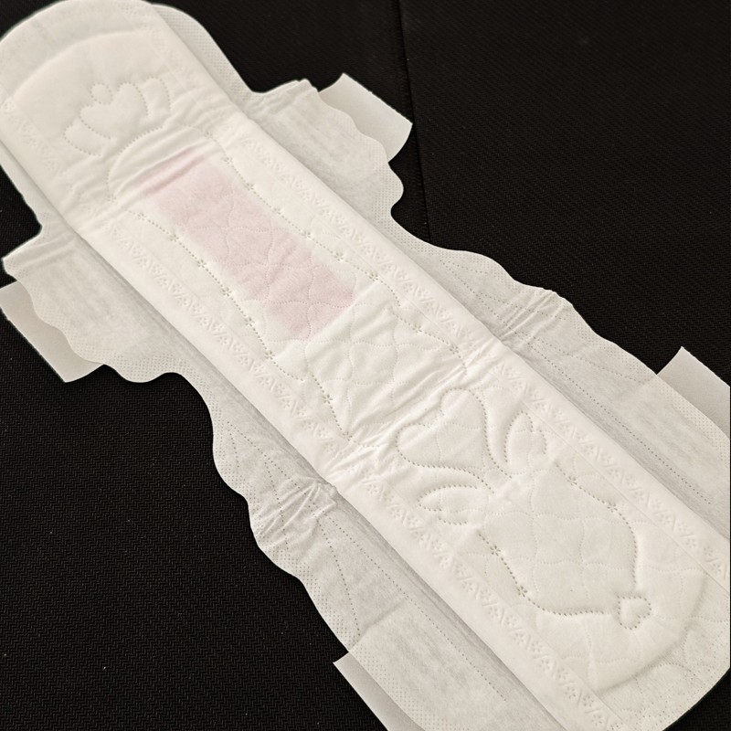 Sanitary Napkins Manufacturer - OEM Cotton Anion Chip