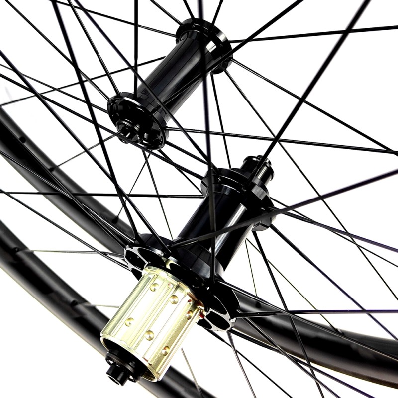 Carbon Road Wheels Factory - 45mm High 26mm Wide Clincher Laser