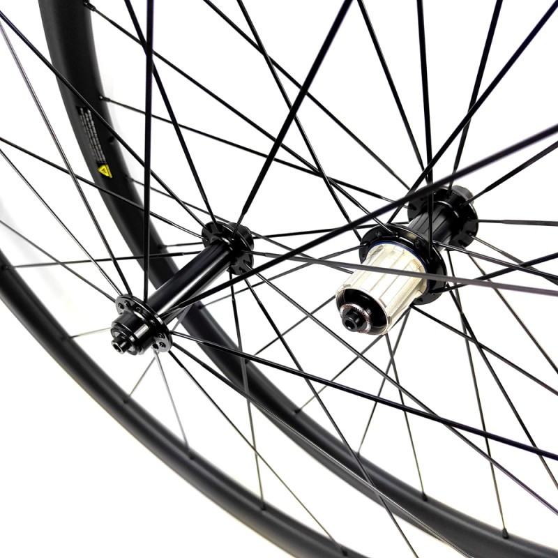 Carbon Composite Wheel Supplier - High 38mm Clincher Hub R13 700C