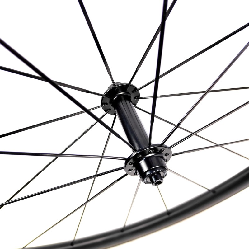 Carbon Composite Wheel Supplier - High 38mm Clincher Hub R13 700C