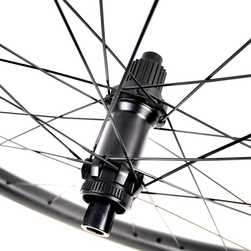 MTB Bicycle Wheels Manufacturer - Full Carbon 25mm High 35mm Wide ASymmetrical