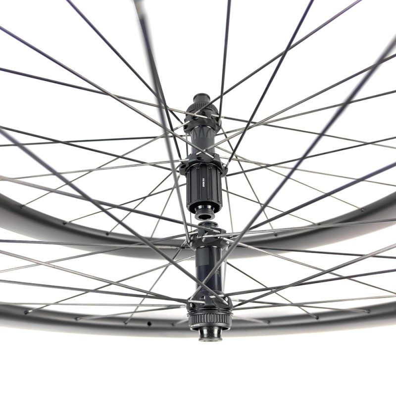 Carbon Wheel Manufacturer - No External Hole Tubular 1298g Ultra Light