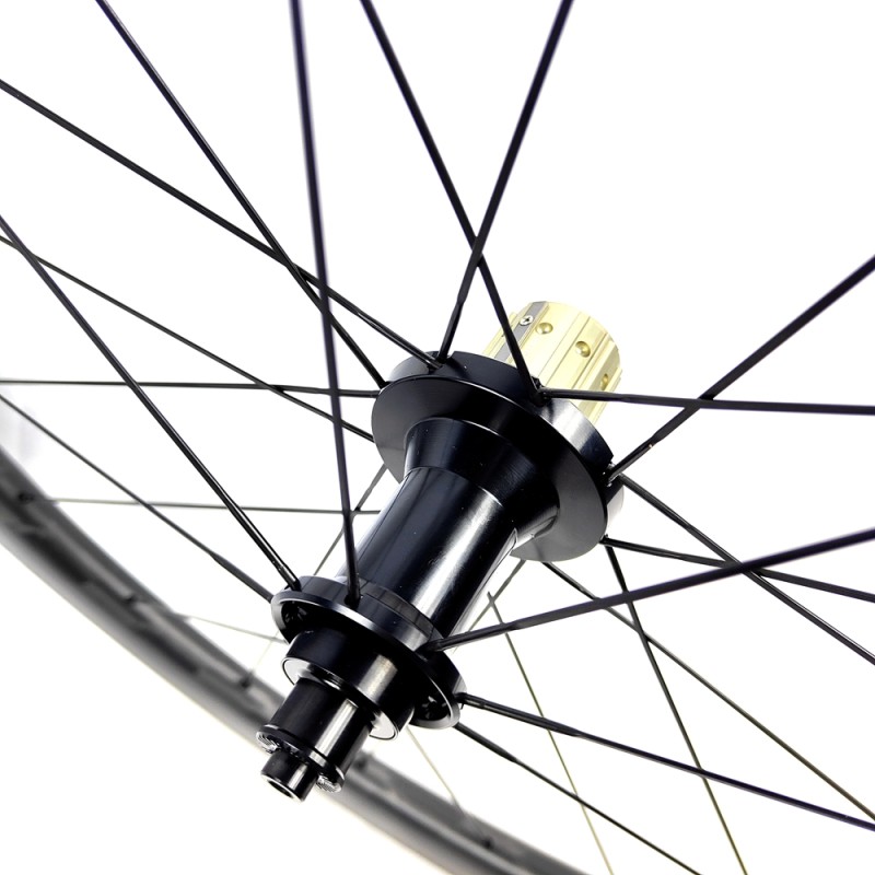 Carbon Cycling Wheels Manufacturer - Full Carbon 50mm High 26mm Wide