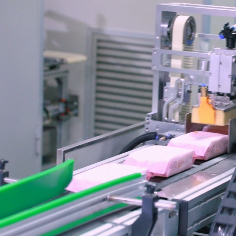 Baby Wet Wipes Supplier - 1st Step Ultra Compact Custom